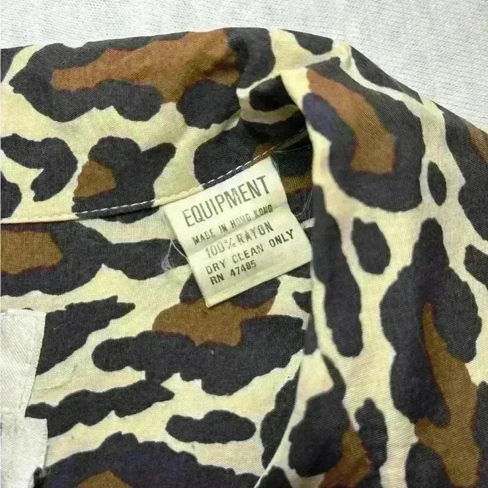 Vintage Bergdorf Goodman Long Sleeve 100% Rayon Leopard Button Down Women Small - Picture 4 of 13
